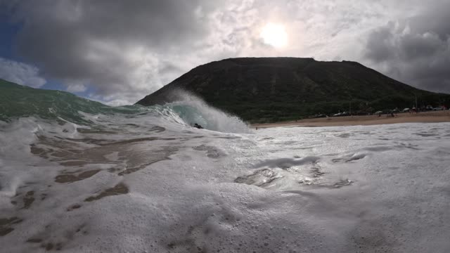 Raw surf clip, 0:07