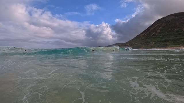 Raw surf clip, 0:08