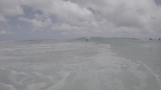 Raw surf clip, 0:07