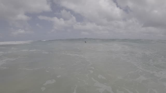 Raw surf clip, 0:08