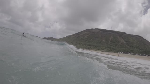 Raw surf clip, 0:31