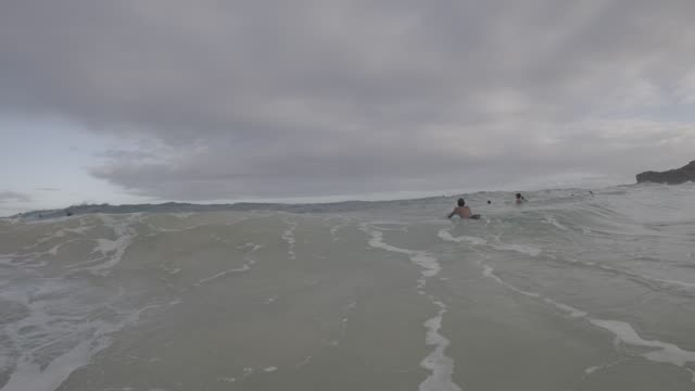 Raw surf clip, 0:48