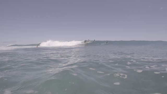 Raw surf clip, 0:08