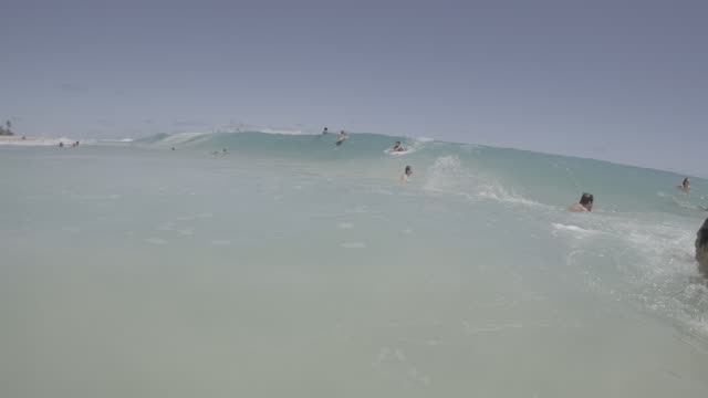 Raw surf clip, 0:05