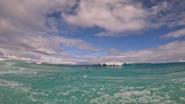 Raw surf clip, 0:26
