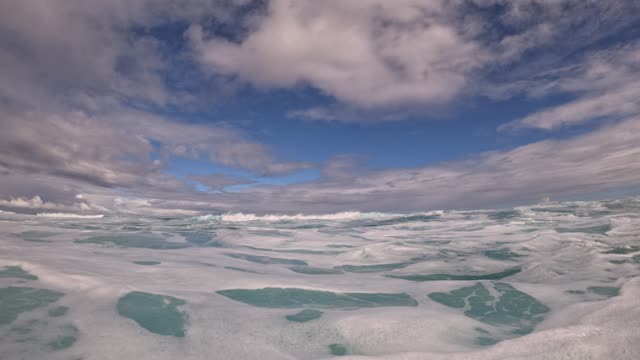 Raw surf clip, 0:16