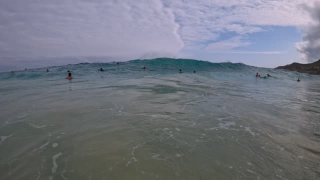 Raw surf clip, 0:09