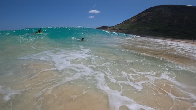 Raw surf clip, 0:10