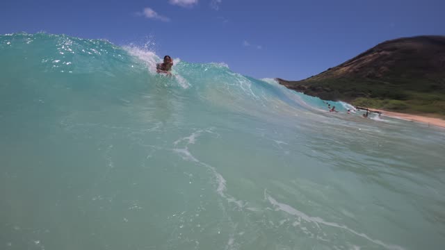 Raw surf clip, 0:37