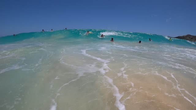 Raw surf clip, 0:06