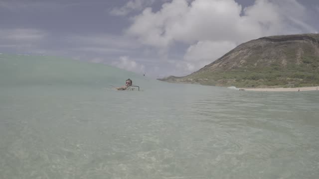 Raw surf clip, 0:24