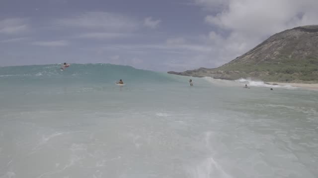 Raw surf clip, 0:06