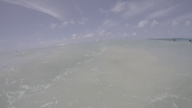 Raw surf clip, 0:10