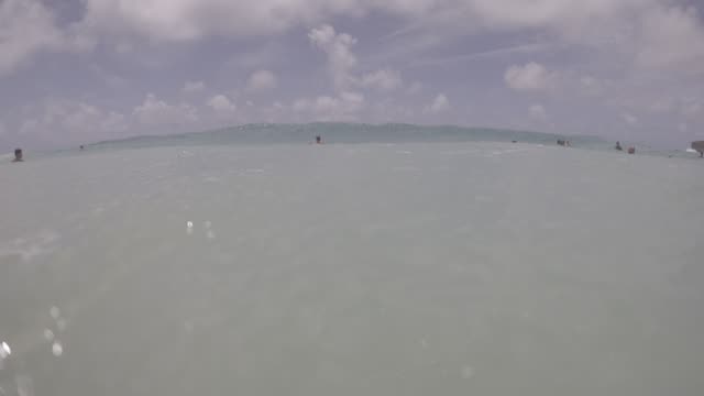 Raw surf clip, 0:25
