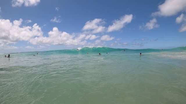 Raw surf clip, 0:11