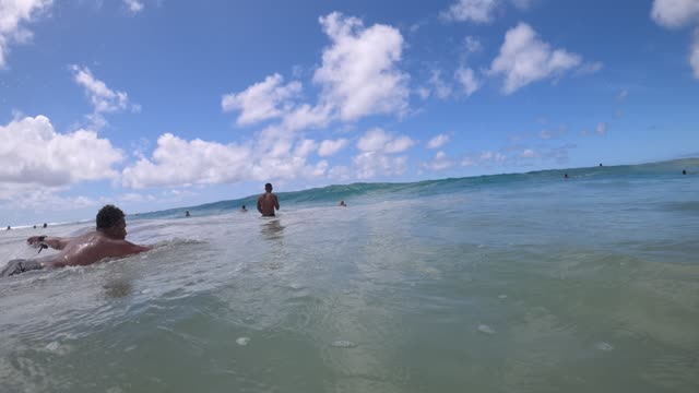 Raw surf clip, 0:10