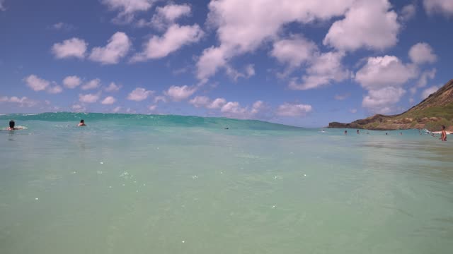Raw surf clip, 0:09