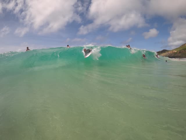 Raw surf clip, 0:15