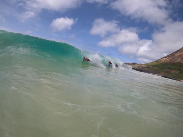 Raw surf clip, 0:05