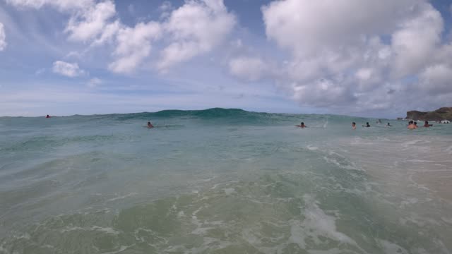 Raw surf clip, 0:08