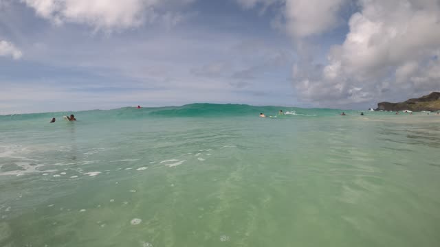 Raw surf clip, 0:13