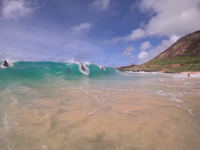 Raw surf clip, 0:06