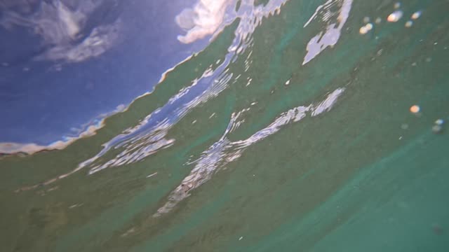 Raw surf clip, 0:05