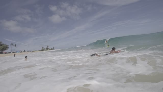 Raw surf clip, 0:08