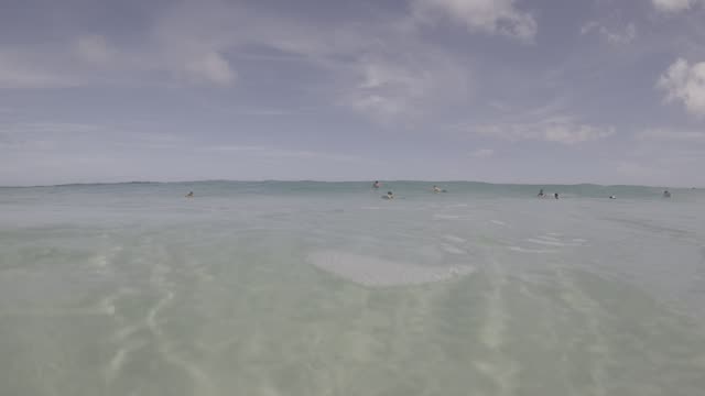 Raw surf clip, 0:08