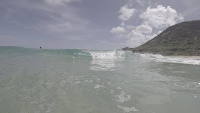 Raw surf clip, 0:06