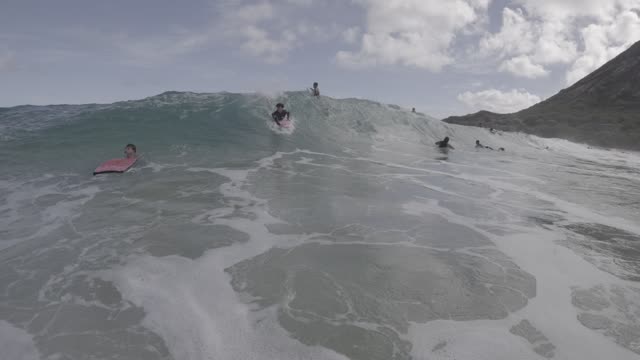 Raw surf clip, 0:05