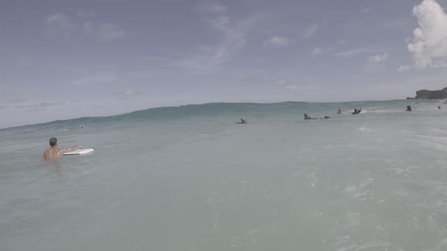 Raw surf clip, 0:09