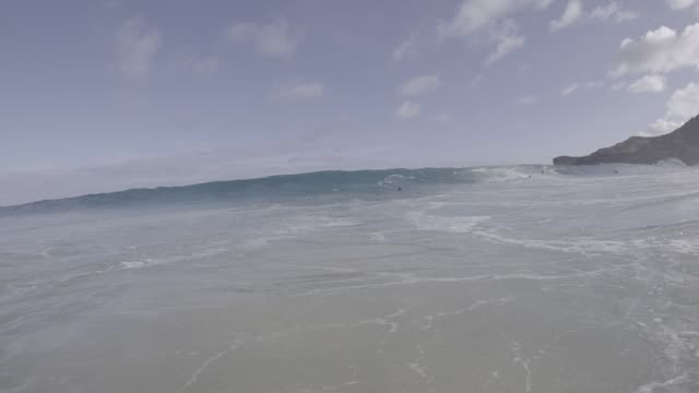 Raw surf clip, 0:09