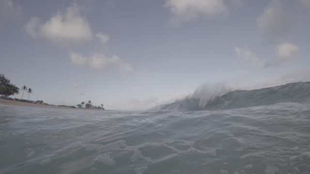 Raw surf clip, 0:06