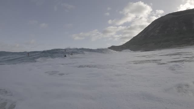 Raw surf clip, 0:08