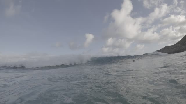 Raw surf clip, 0:08