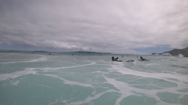 Raw surf clip, 0:27