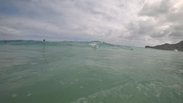 Raw surf clip, 0:07