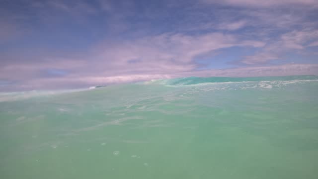 Raw surf clip, 0:05