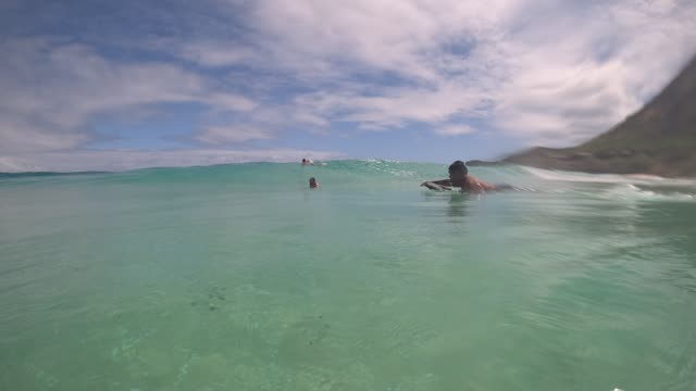 Raw surf clip, 0:07