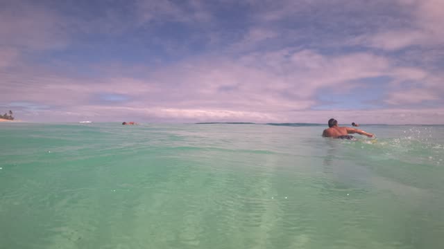 Raw surf clip, 0:14