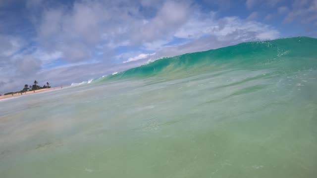Raw surf clip, 0:05