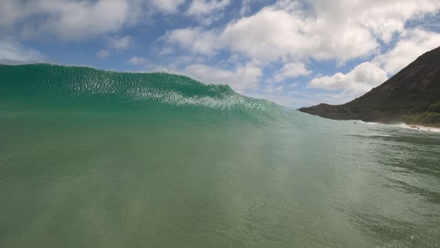 Raw surf clip, 0:05