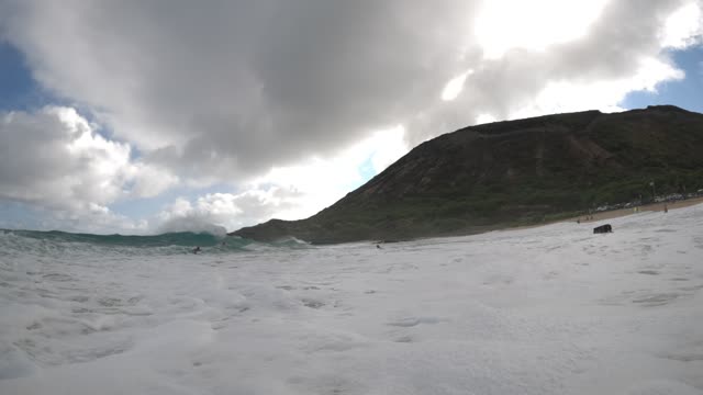 Raw surf clip, 0:14