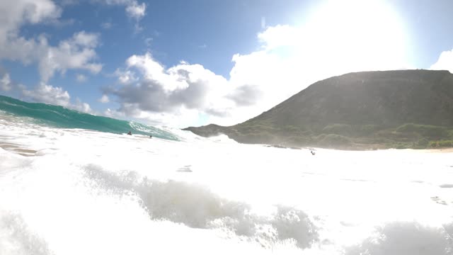 Raw surf clip, 0:23