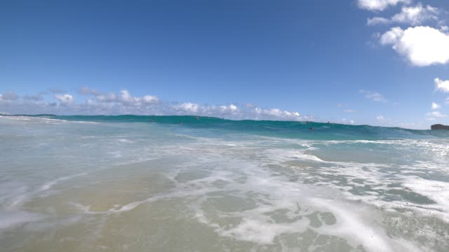 Raw surf clip, 0:11