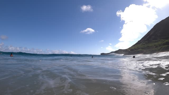 Raw surf clip, 0:18
