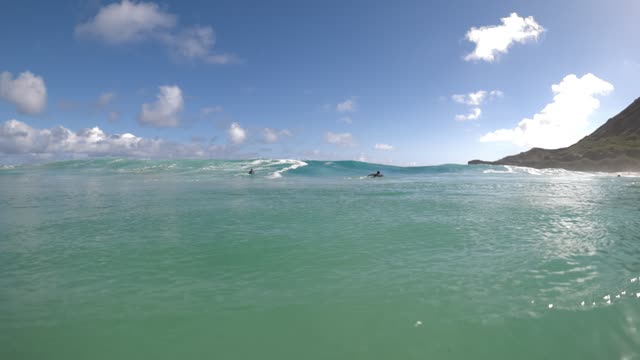 Raw surf clip, 0:23